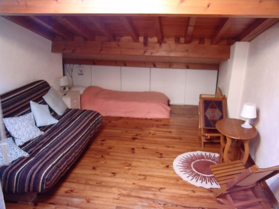 Maison Cosy Et Conviviale, Le B7 Besset Exteriér fotografie