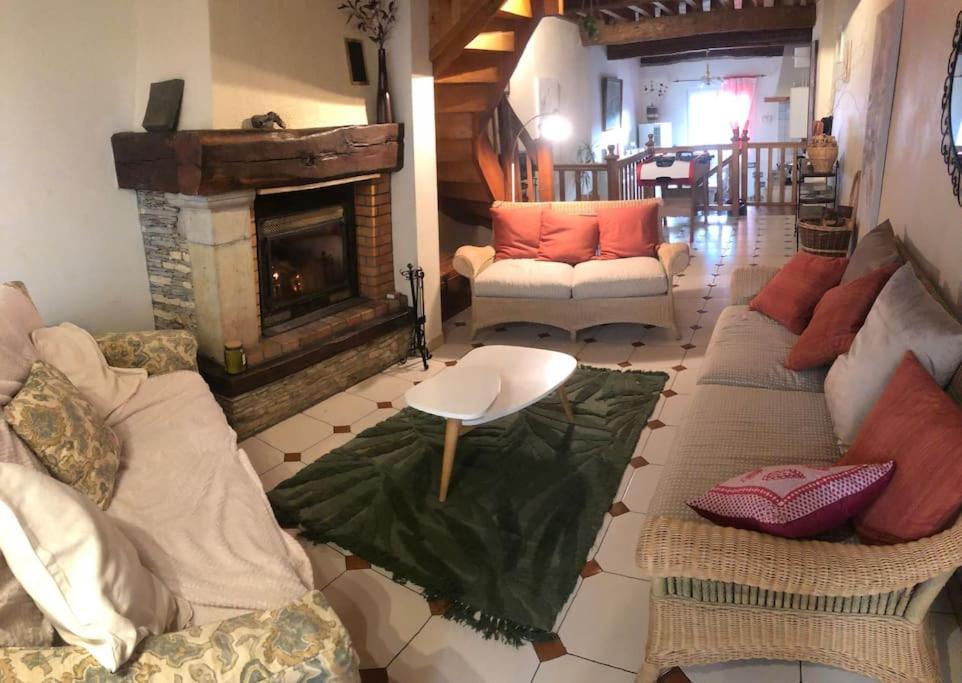Maison Cosy Et Conviviale, Le B7 Besset Exteriér fotografie