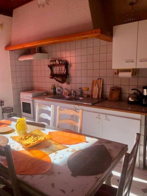 Maison Cosy Et Conviviale, Le B7 Besset Exteriér fotografie